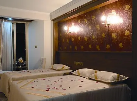 Grand Center Boutique Hotel